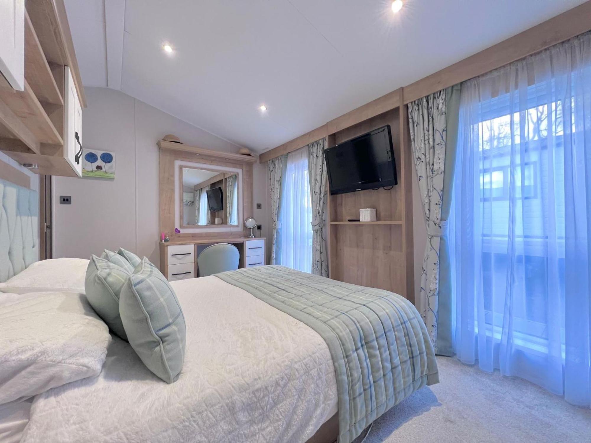 Lakeside Dorchester Lodge - Hot Tub With Fishing Peg Tattershall Exteriér fotografie