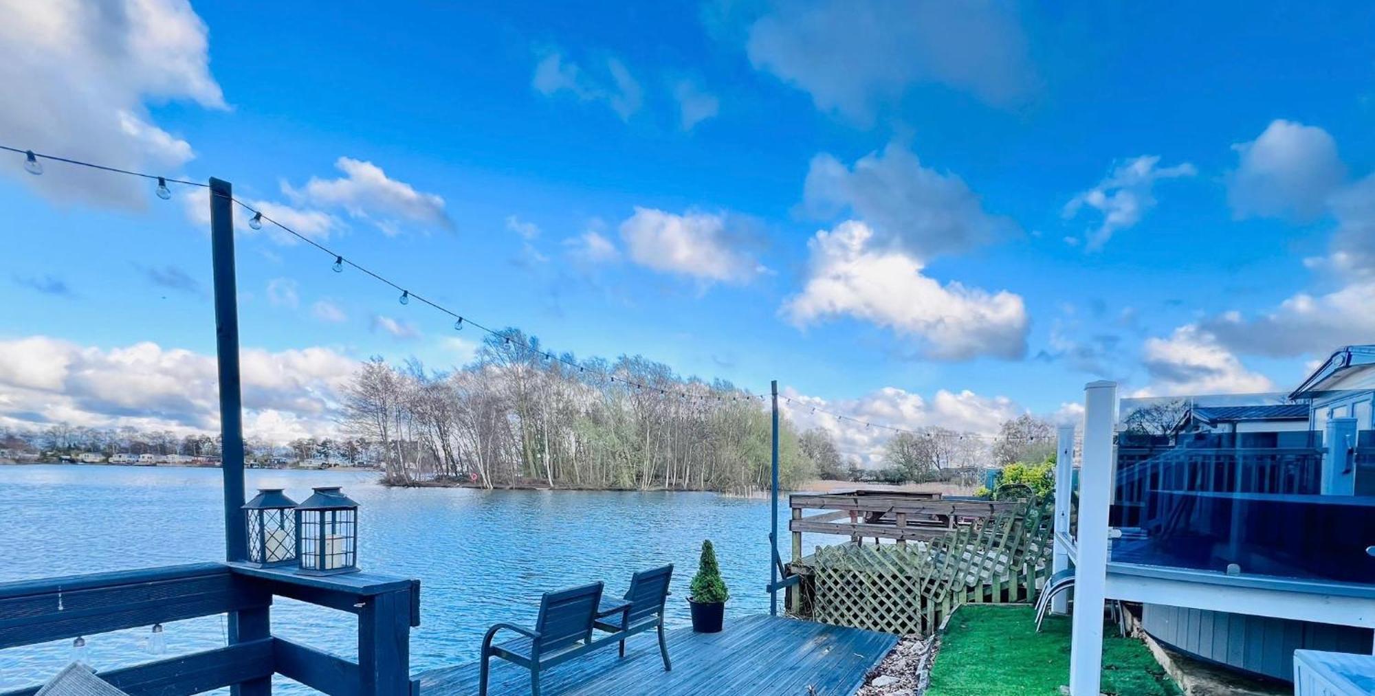 Lakeside Dorchester Lodge - Hot Tub With Fishing Peg Tattershall Exteriér fotografie