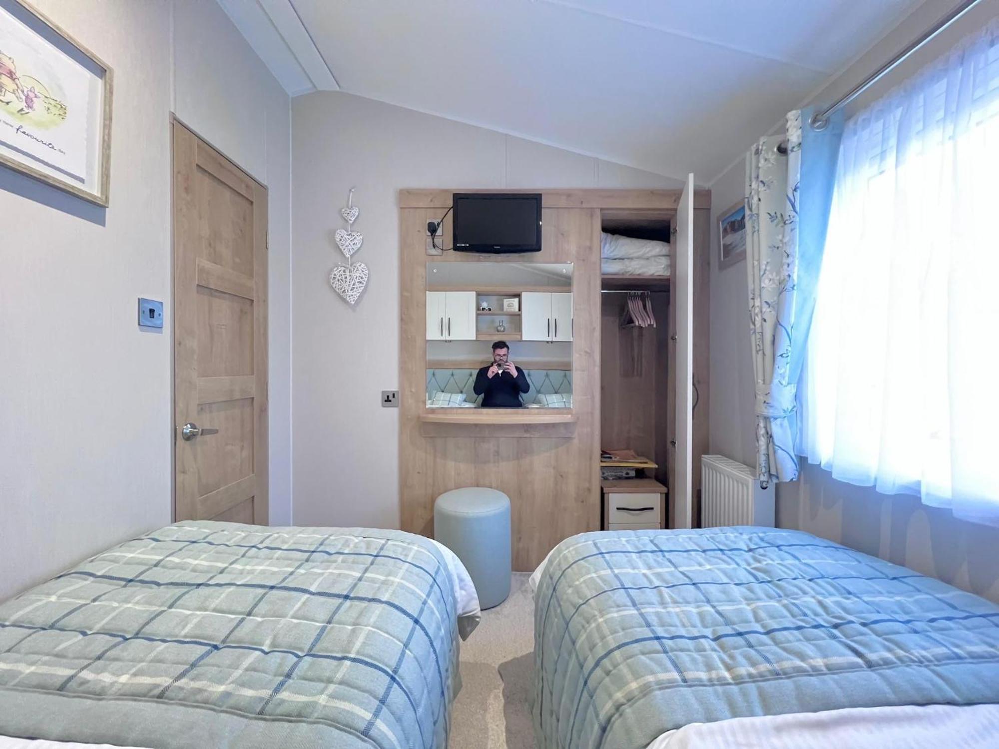 Lakeside Dorchester Lodge - Hot Tub With Fishing Peg Tattershall Exteriér fotografie