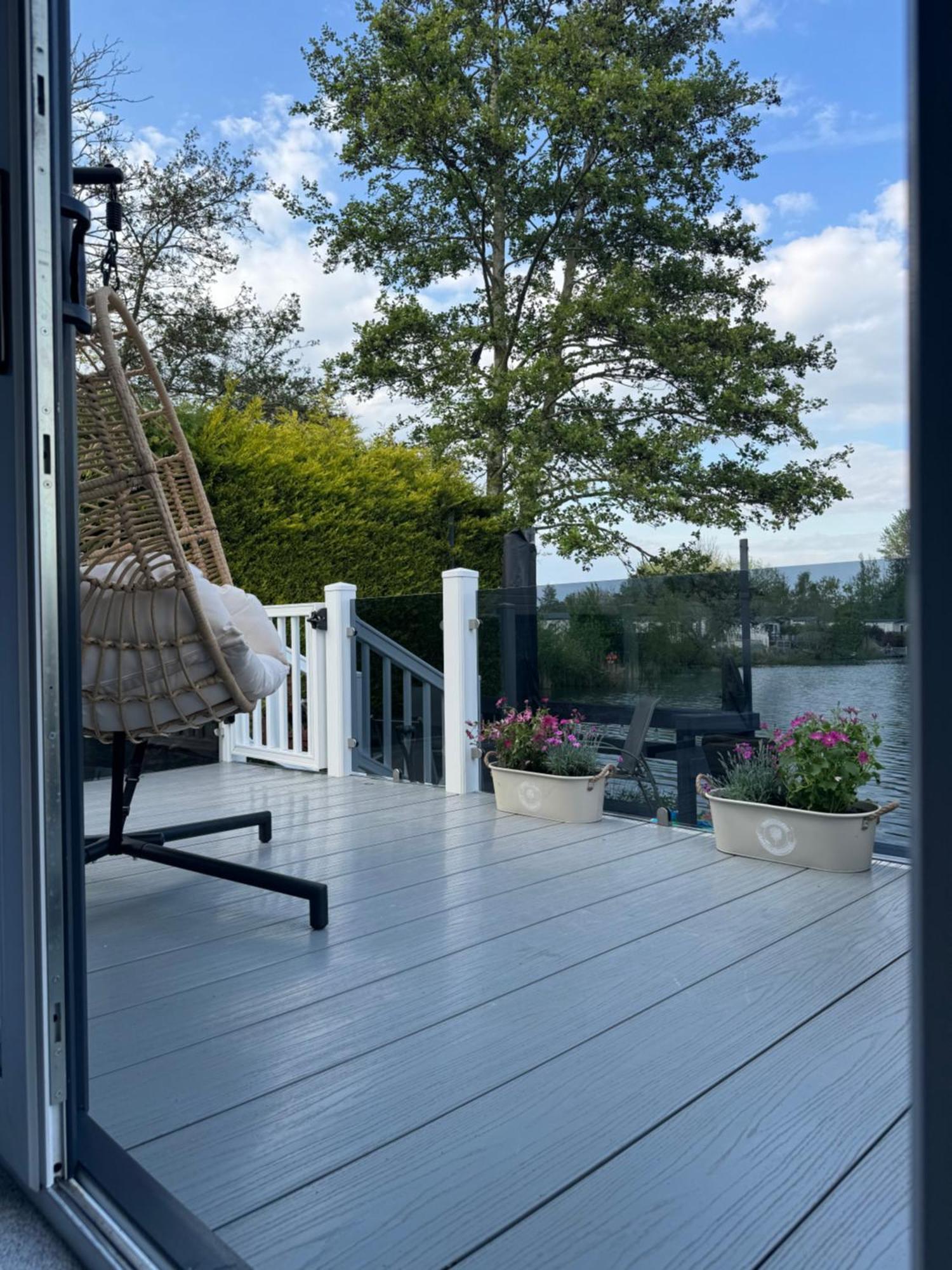 Lakeside Dorchester Lodge - Hot Tub With Fishing Peg Tattershall Exteriér fotografie