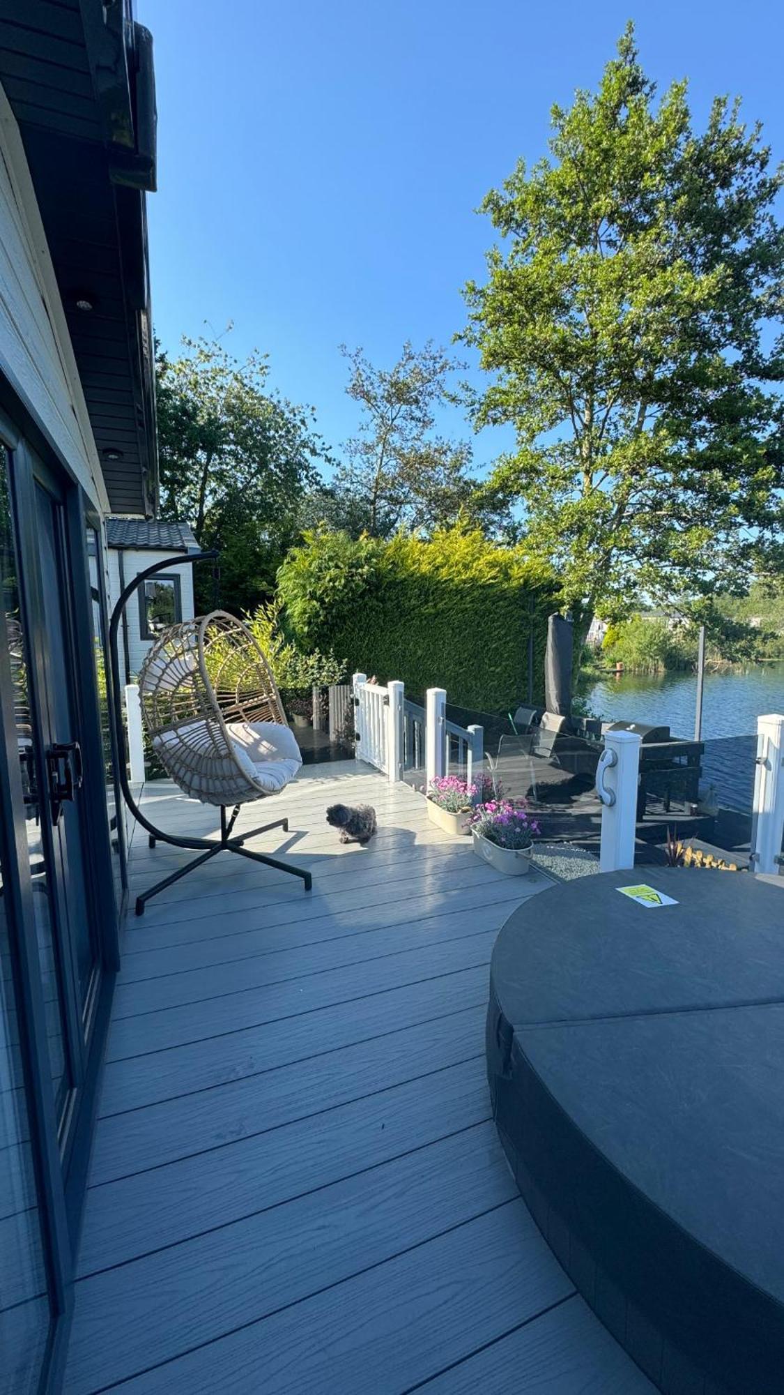 Lakeside Dorchester Lodge - Hot Tub With Fishing Peg Tattershall Exteriér fotografie