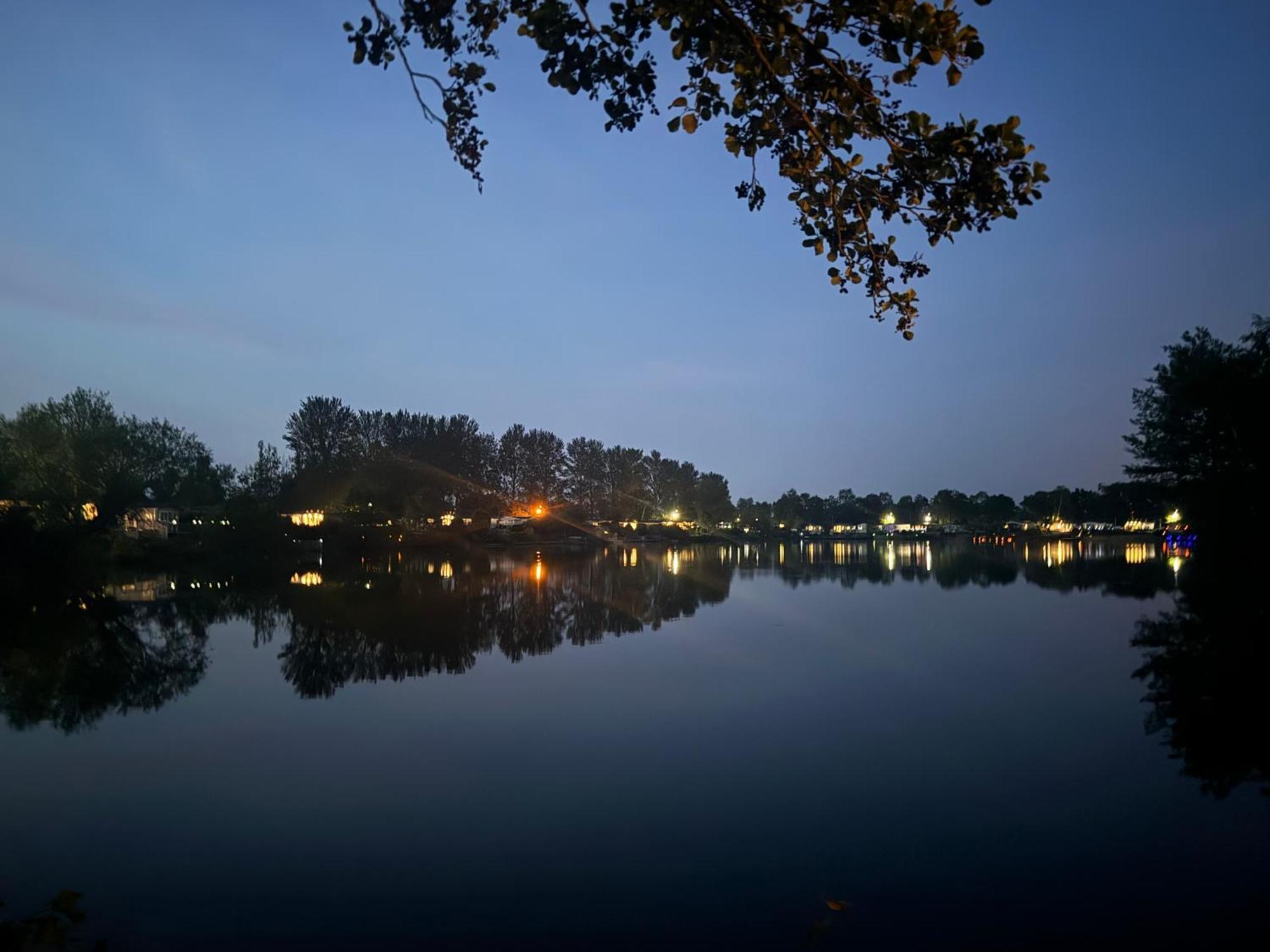 Lakeside Dorchester Lodge - Hot Tub With Fishing Peg Tattershall Exteriér fotografie